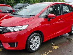 Red Used 2016 Honda Jazz SE Hatchback | £7,295 (Fair price)