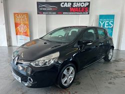 Black Used 2014 Renault Clio IV Dynamique Hatchback | £3,999 (A bit pricey)