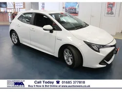 White Used 2019 Toyota Corolla Hatchback | £11,354 (Good price)
