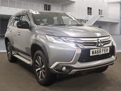 Grey Used 2018 Mitsubishi Shogun SUV | £18,585 (Fair price)