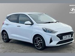 White Used 2024 Hyundai i10 Premium Hatchback | £15,197 (Fair price)