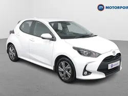 White Used 2024 Toyota Yaris Hybrid Hatchback | £18,499 (Fair price)