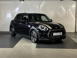 Black Used 2023 Mini Cooper Exclusive Hatchback | £23,698 (Fair price)