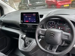 Black New 2024 Citroën Berlingo PureTech MPV | £15,690