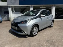 Silver Used 2015 Toyota Aygo x-press Hatchback | £4,250 (Fair price)