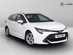 White Used 2021 Toyota Corolla Sport Estate | £18,275 (Fair price)