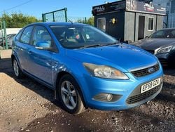 Blue Used 2010 Ford Focus Zetec Hatchback | £995 (Super price)