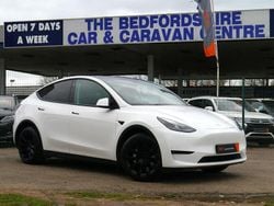 White Used 2022 Tesla Model Y Long Range AWD SUV | £22,995 (Fair price)