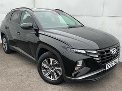 Black Used 2022 Hyundai Tucson SE SUV | £16,890 (Good price)
