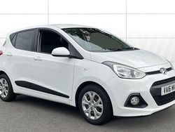 White Used 2016 Hyundai i10 Edition Hatchback | £6,142 (A bit pricey)