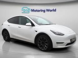 White Used 2022 Tesla Model Y Long Range AWD SUV | £21,200 (Fair price)