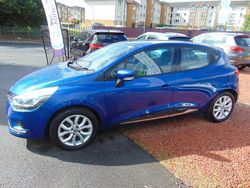 Blue Used 2017 Renault Clio IV Dynamique Hatchback | £7,295 (Fair price)