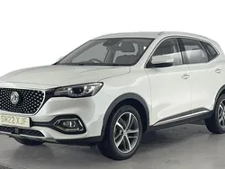 White Used 2022 MG HS Excite SUV | £14,980 (A bit pricey)