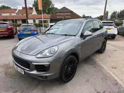 Grey Used 2016 Porsche Cayenne SUV | £17,995 (Fair price)