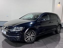 Black Used 2017 VW Golf VII SE Hatchback | £10,395 (Fair price)