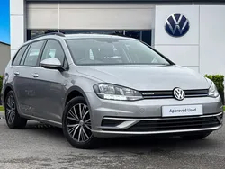 Silver Used 2018 VW Golf VII SE Estate | £10,555 (Fair price)
