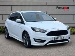 White Used 2018 Ford Focus ST-Line X Hatchback | £9,299 (Good price)