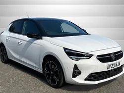 Brilliant paint arctic white Used 2023 Vauxhall Corsa Ultimate Hatchback | £15,494 (Fair price)