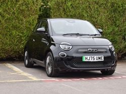 Black New 2025 Fiat 500e Hatchback | £21,990 (Expensive)