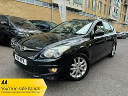 Black Used 2011 Hyundai i30 Comfort Estate | £6,390 (Expensive)