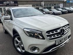 White Used 2017 Mercedes GLA200 SUV | £10,995 (Good price)