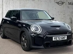 Midnight black ii Used 2022 Mini Cooper S Classic Hatchback | £21,602 (Fair price)