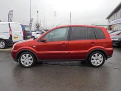 Orange Used 2007 Ford Fusion Hatchback | £994 (Fair price)