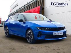 Blue Used 2023 Vauxhall Astra Ultimate Hatchback | £20,295 (Fair price)