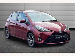 Red Used 2019 Toyota Yaris Hybrid Hatchback | £15,250 (Fair price)