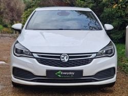 White Used 2017 Vauxhall Astra SRi Hatchback | £2,999 (Super price)