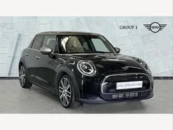 Midnight black ii Used 2022 Mini Cooper Exclusive Hatchback | £18,990 (A bit pricey)