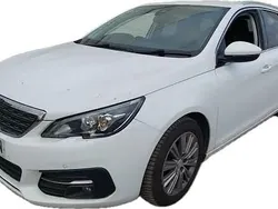 White Used 2020 Peugeot 308 Allure Estate | £5,995 (Good price)