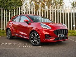 Red Used 2022 Ford Puma Gen-E ST-Line SUV | £15,250 (Fair price)