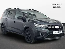 Grey Used 2023 Dacia Jogger Extreme MPV | £15,400 (Fair price)
