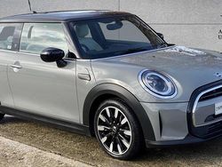Grey Used 2021 Mini Cooper Exclusive Hatchback | £19,991 (Fair price)