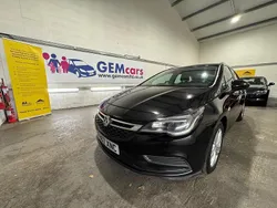 Black Used 2018 Vauxhall Astra Estate | £4,620 (Fair price)