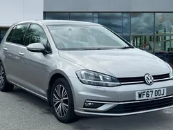 Tungsten silver metallic Used 2017 VW Golf VII SE Hatchback | £12,439 (Fair price)