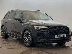 Black Used 2025 Audi Q7 Advanced SUV | £70,950