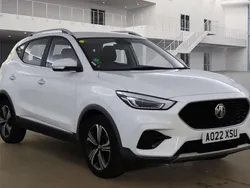 White Used 2022 MG ZS Excite Sedan | £11,300 (Fair price)