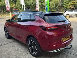 Red Used 2022 Vauxhall Grandland X Elite SUV | £16,395 (Fair price)