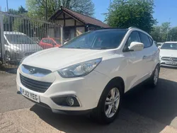 White Used 2012 Hyundai ix35 Premium SUV | £2,799 (Fair price)