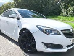 White Used 2016 Vauxhall Insignia SRi Hatchback | £2,595 (Super price)