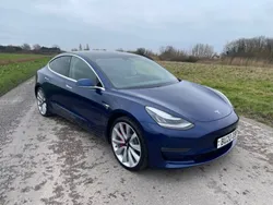 Blue Used 2020 Tesla Model 3 Performance Sedan | £15,995 (Good price)