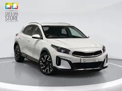 White Used 2024 Kia XCeed 3 SUV | £17,299 (Good price)
