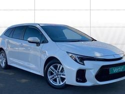 White Used 2023 Suzuki Swace Estate | £20,530 (Fair price)