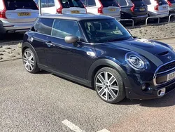 Black Used 2021 Mini Cooper S Exclusive Hatchback | £19,995 (Fair price)