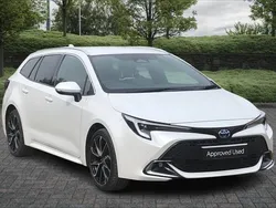 White Used 2023 Toyota Corolla Sport Estate | £25,750 (Fair price)
