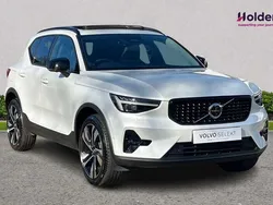 White Used 2024 Volvo XC40 Ultimate SUV | £33,990 (Fair price)