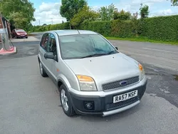 Silver Used 2007 Ford Fusion Hatchback | £2,395 (Fair price)