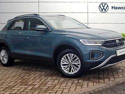 Blue Used 2022 VW T-Roc Life SUV | £17,995 (Fair price)